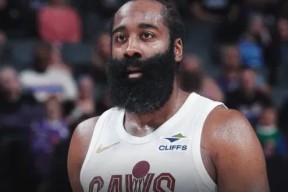 包含哈登关键节点战术调整，巴黎圣日耳曼带队取胜！的词条