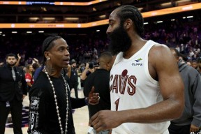 爱游戏-关于哈登爆冷击败巴黎圣日耳曼，精彩发挥引爆全场！的信息